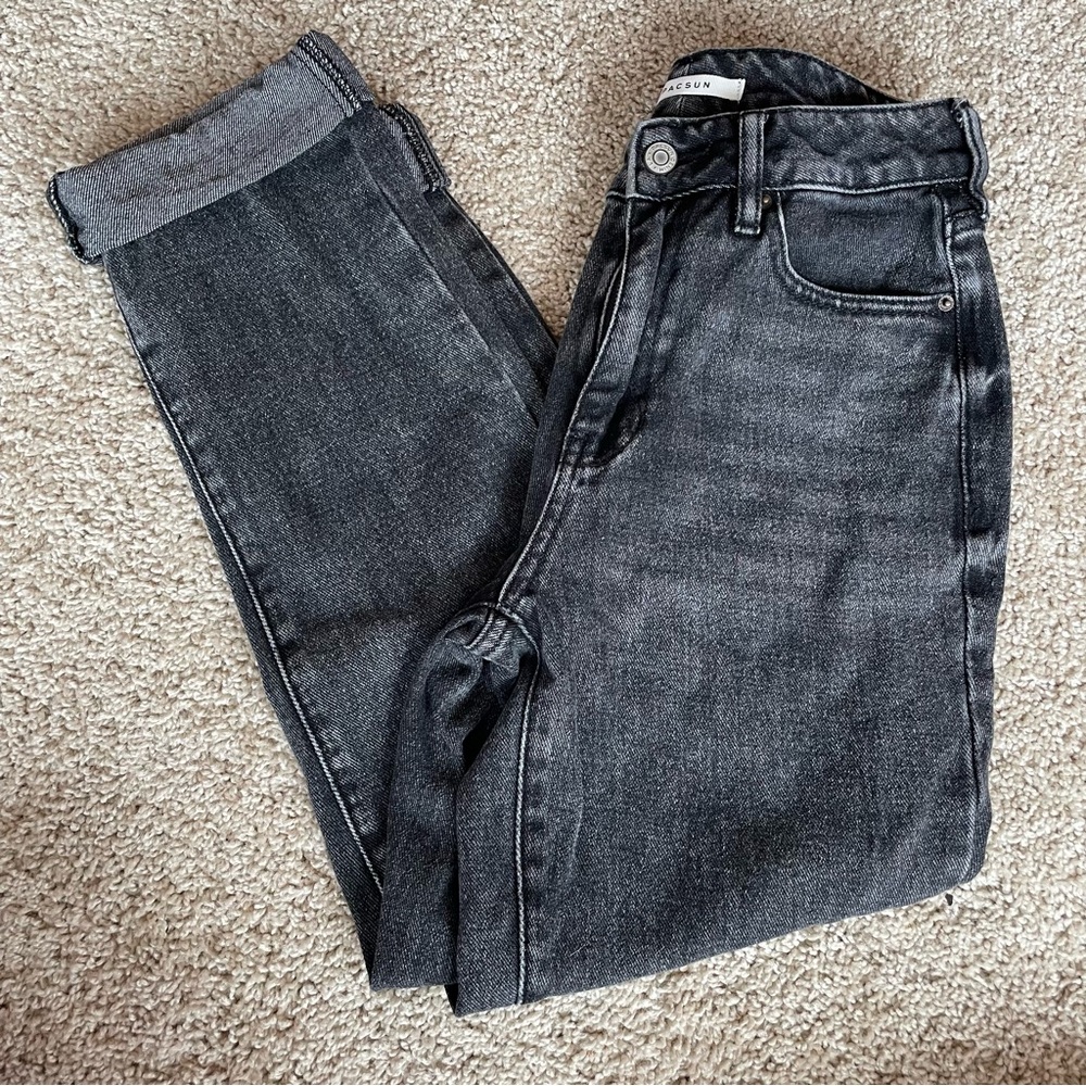 PacSun Black Ankle Cropped Jeans with Vintage Appeal